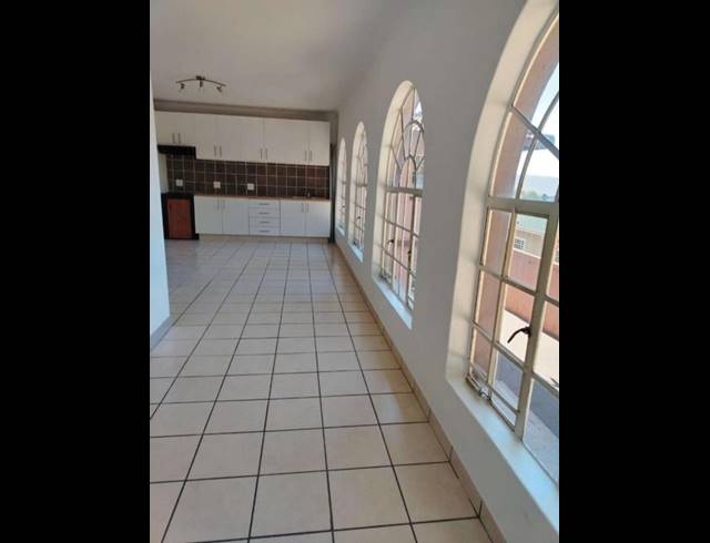 2 BEDROOM PROPERTY TO RENT IN KENSINGTON